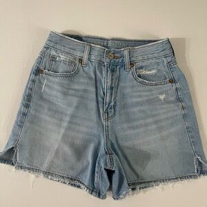 American Eagle high waist baggy short